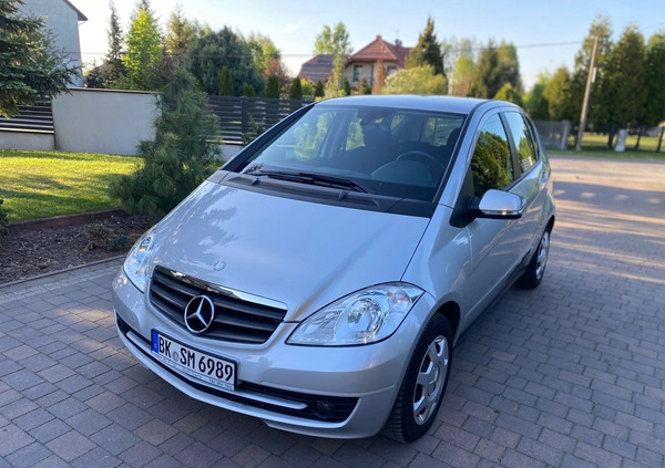 Mercedes-Benz Klasa A cena 22600 przebieg: 106900, rok produkcji 2011 z Krapkowice małe 211